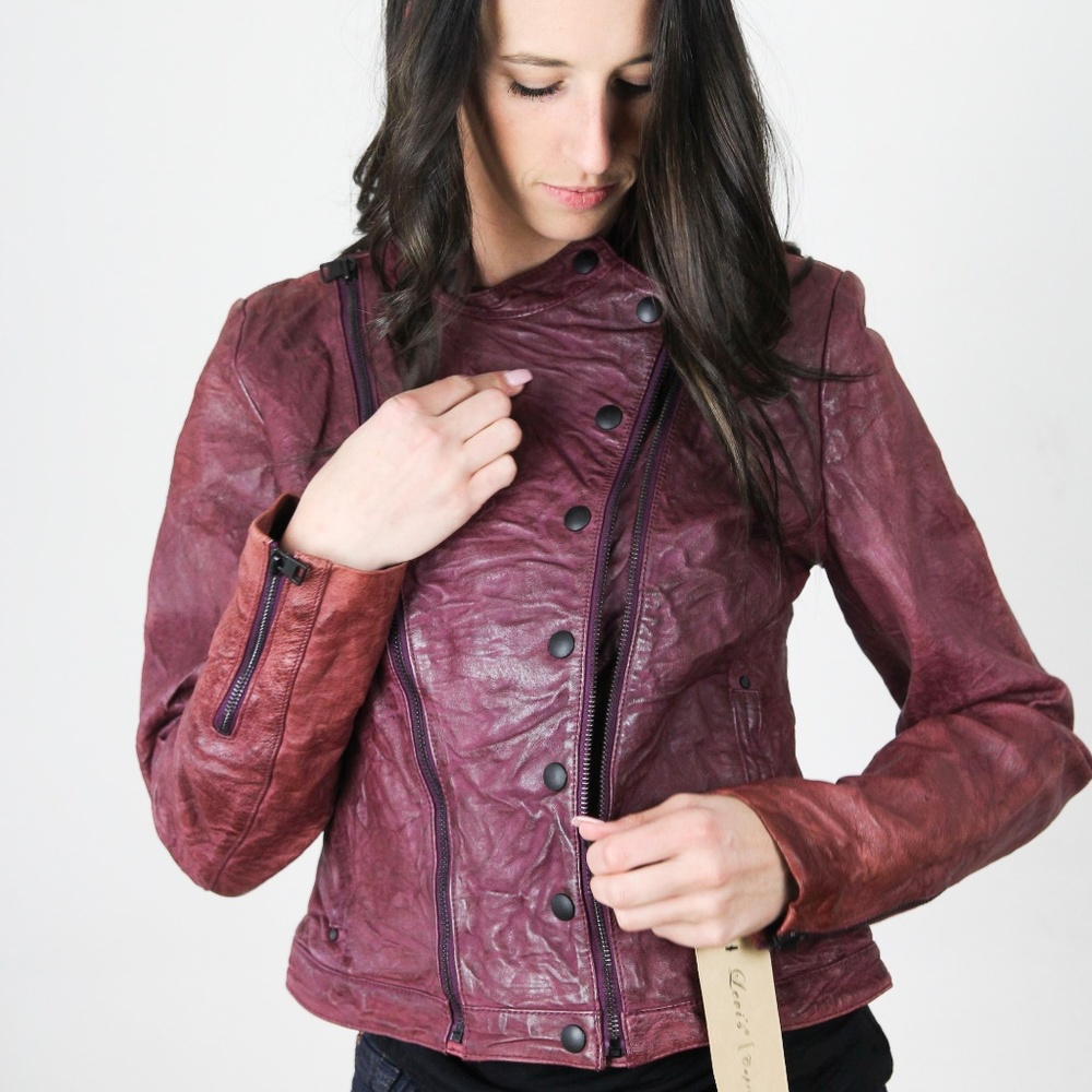 NWT Levi's burgundy leather jacket